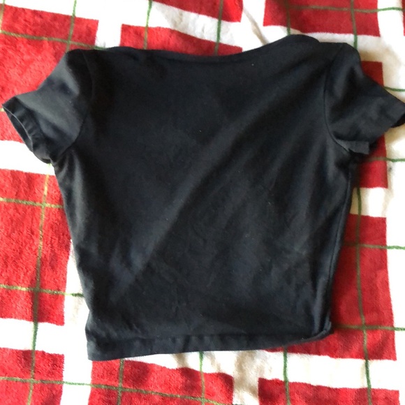 Black crop top - Picture 2 of 2